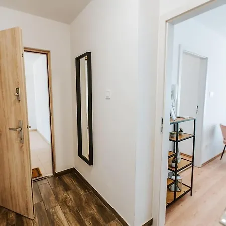 Sightseeing Apartman 1. *